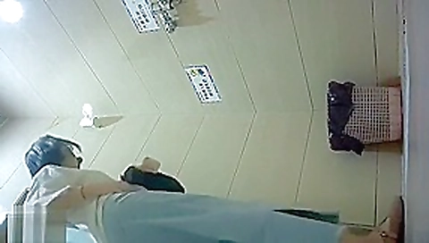 CHINA GIRL GO TOILET 12