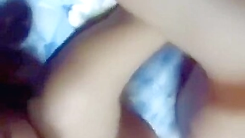 Indian beautiful ladki ko saare dost milke choda