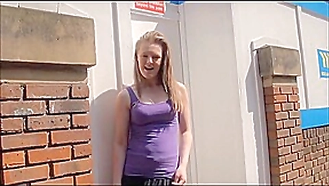 Laura in Islington