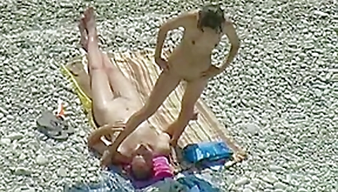 Beach Sex Amateur #106
