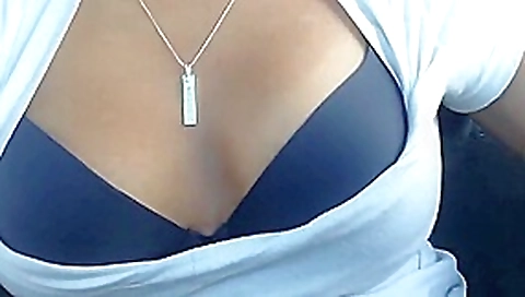 Sexy car flashing
