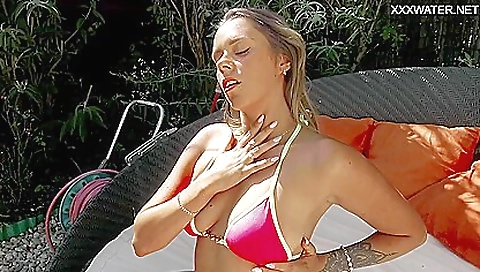 French Beauty In The Pool - Anita Rover