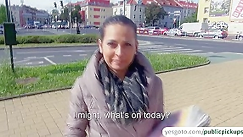 Natural tits amateur gets picked up and persuaded to have sex with stranger